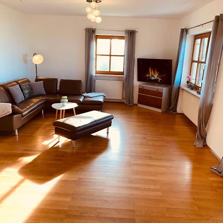 Thyrnau Adlerhorst, 4 Schlafzimmer, Blick In Die Alpen, Parkplatz מראה חיצוני תמונה